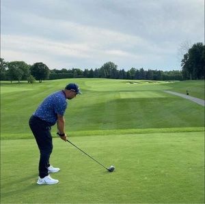 Meet your Posher, Jonathan